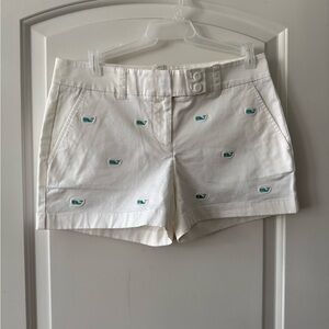 Vineyard Vines White Shorts with Blue Embroidery